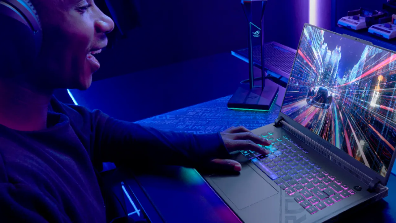 No son notebooks, son tanques (ASUS trae sus modelos más potentes para gaming)