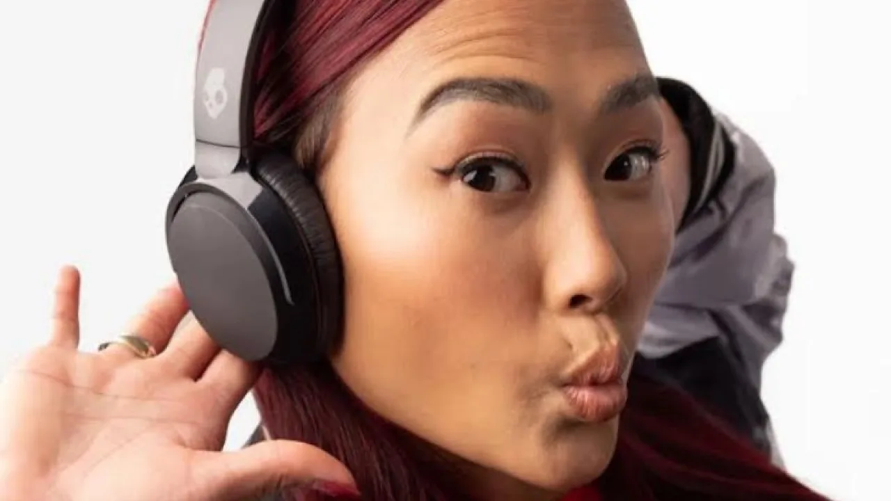 Un auri inalámbrico para aislarte del ruido (lindos cascos de Skullcandy)